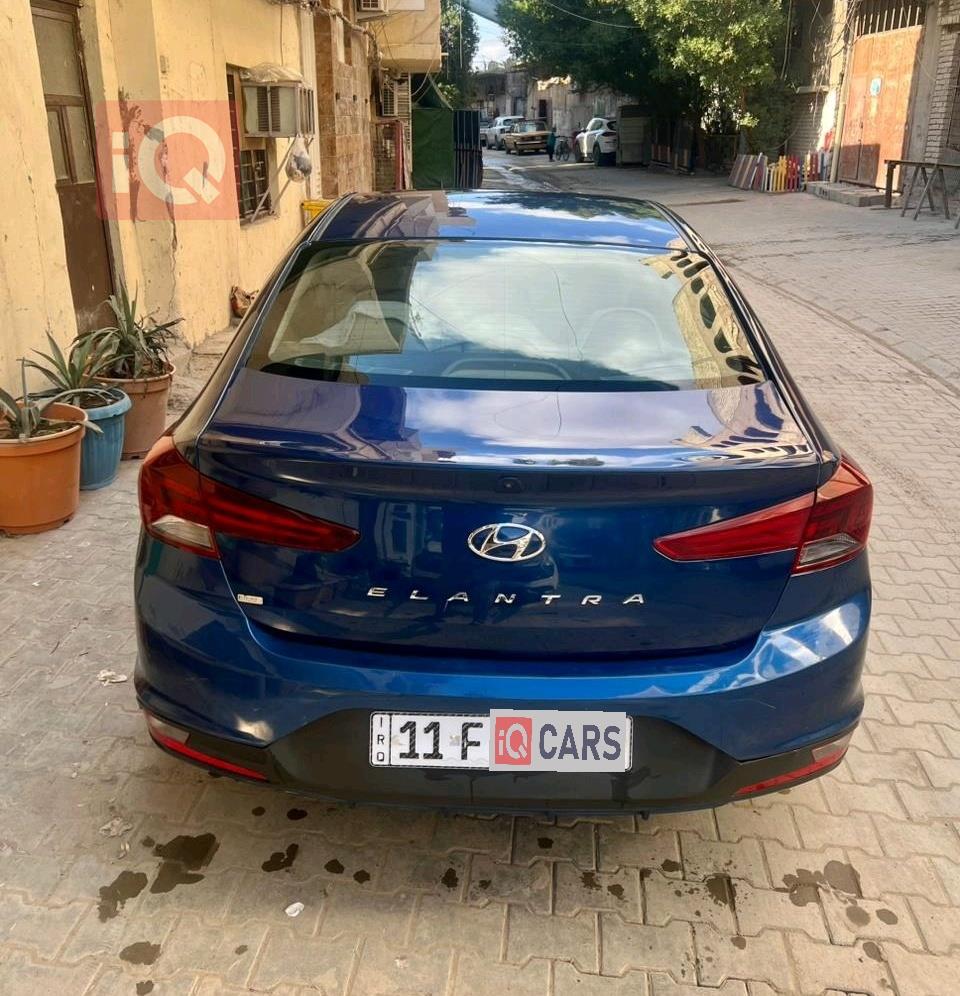 هيونداي النترا